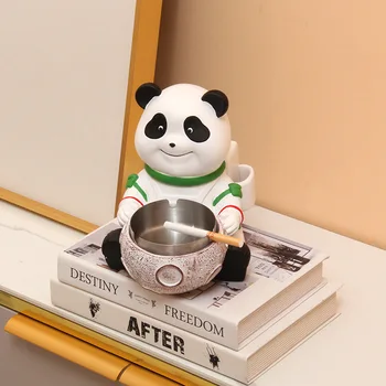 Kreatív Rajzfilm Panda Űrhajós Hamutartó Iroda Nappali Asztal Anti-pernye Szivar Hamutartó Kawaii lakberendezés Tartozékok